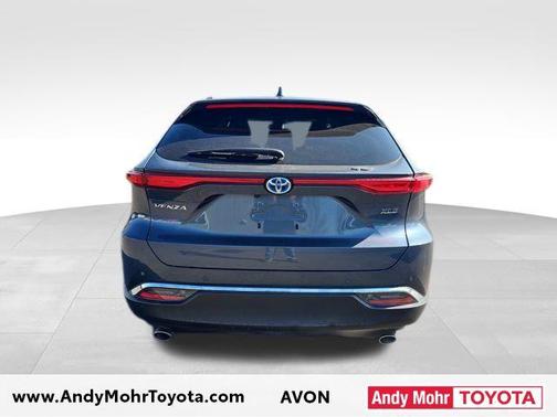 2024 Toyota Venza XLE