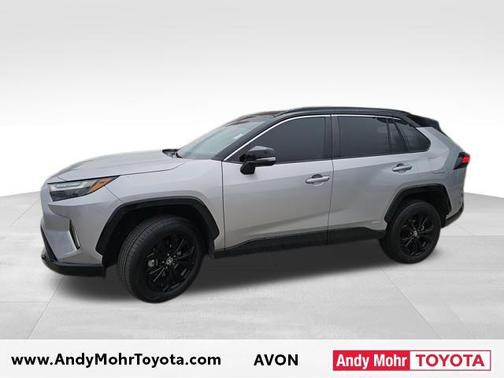 2022 Toyota RAV4 Hybrid SE