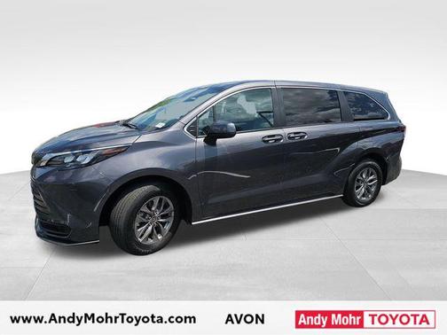 Magnetic Gray Metallic 2025 Toyota Sienna LE