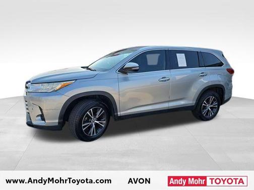 2019 Toyota Highlander LE I4
