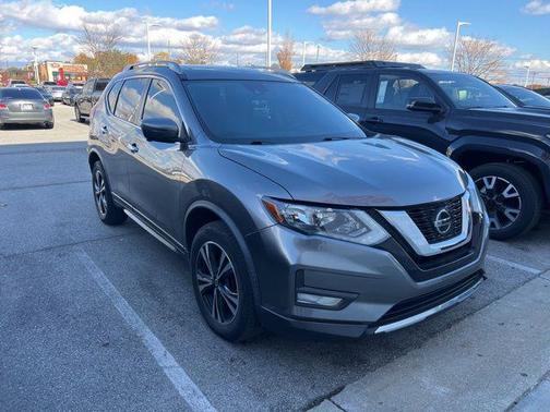 2020 Nissan Rogue SV