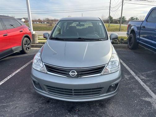 2010 Nissan Versa 1.8 SL