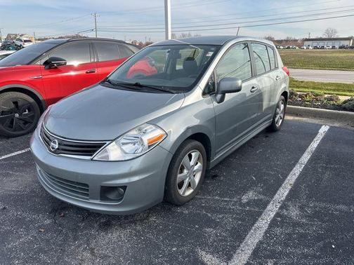 2010 Nissan Versa 1.8 SL