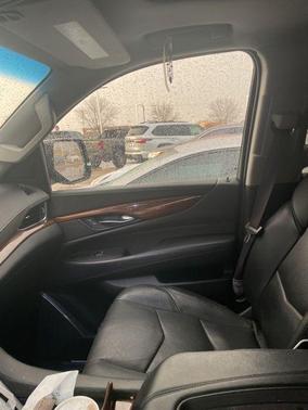 2016 Cadillac Escalade Luxury