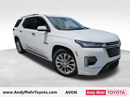 Summit White 2022 Chevrolet Traverse High Country
