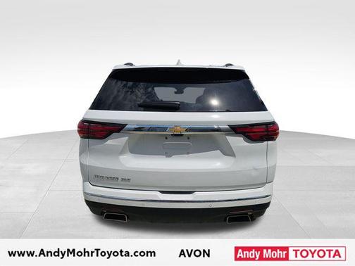 Summit White 2022 Chevrolet Traverse High Country