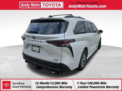 2023 Toyota Sienna XLE