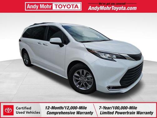 2023 Toyota Sienna XLE