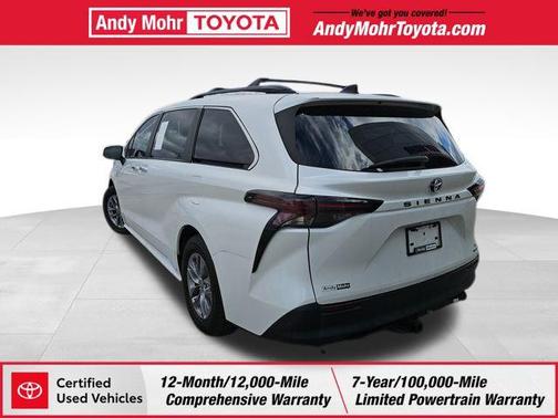 2023 Toyota Sienna XLE