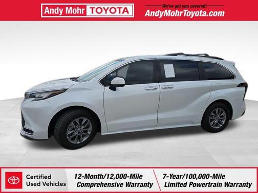 2023 Toyota Sienna XLE