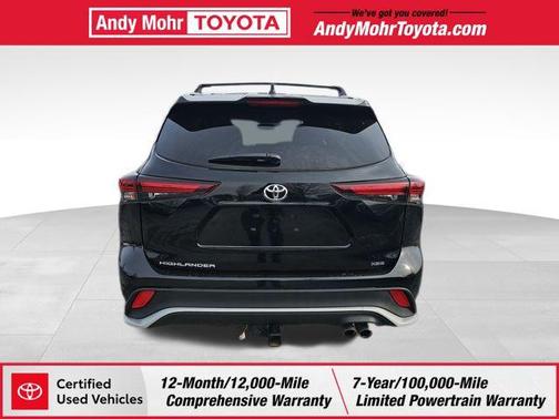 Midnight Black Metallic 2024 Toyota Highlander XSE