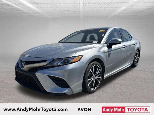 Celestial Silver Metallic 2020 Toyota Camry SE
