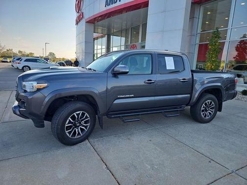 2023 Toyota Tacoma TRD Sport