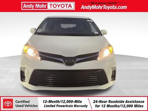 2020 Toyota Sienna LE