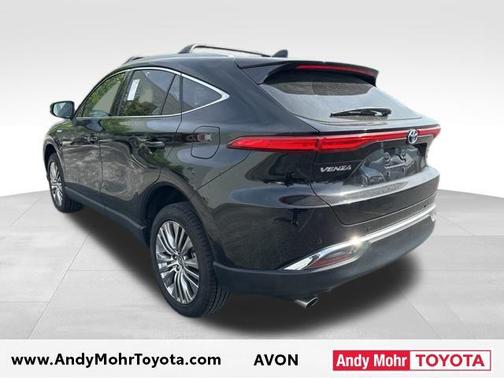 Black 2021 Toyota Venza XLE