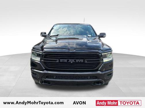 Diamond Black Crystal Pearlcoat 2020 RAM 1500 Laramie