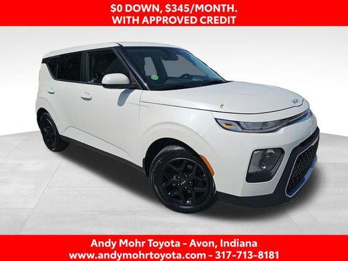 Snow White Pearl 2022 Kia Soul LX