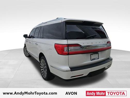 White Platinum Metallic Tri-Coat 2018 Lincoln Navigator L Reserve