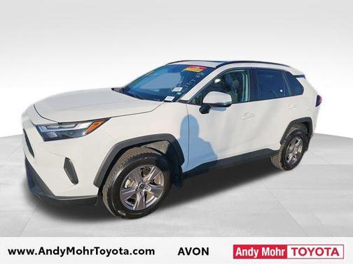 2022 Toyota RAV4 XLE