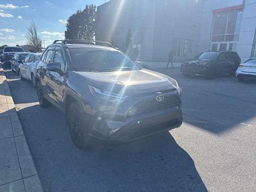 2024 Toyota RAV4 XLE Premium