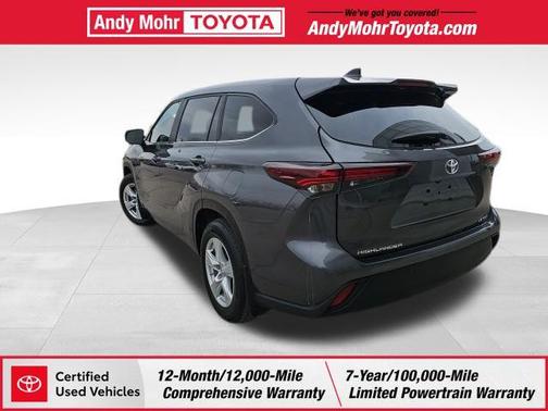 2024 Toyota Highlander LE I4
