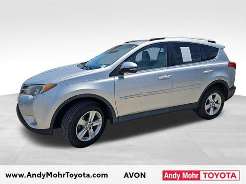 Classic Silver Metallic 2013 Toyota RAV4 XLE