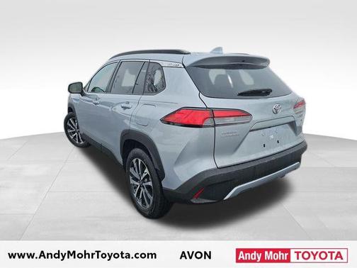 2024 Toyota Corolla Cross XLE