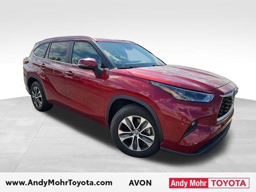 Ruby Flare Pearl 2023 Toyota Highlander XLE