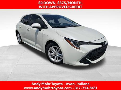 Blizzard Pearl 2019 Toyota Corolla Hatchback SE