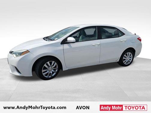 Super White 2016 Toyota Corolla LE