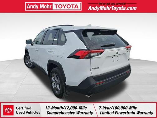 Ice Cap 2025 Toyota RAV4 Hybrid XLE