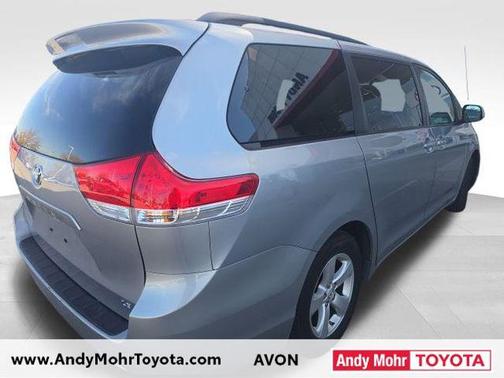 2013 Toyota Sienna LE