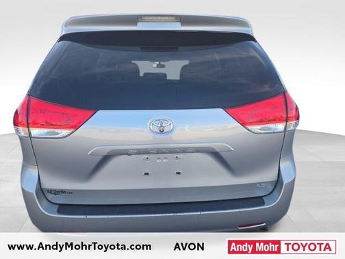 2013 Toyota Sienna LE