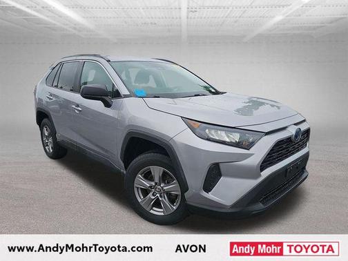 Silver Sky Metallic 2022 Toyota RAV4 Hybrid LE
