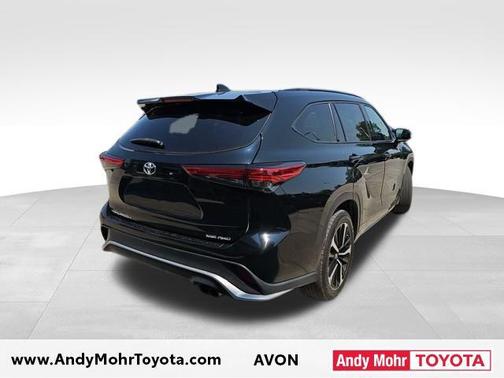 2022 Toyota Highlander XSE