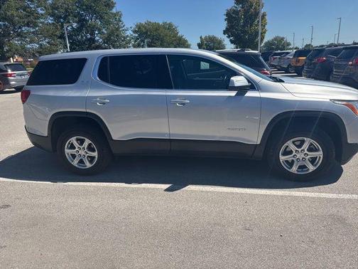 2019 GMC Acadia SLE-1