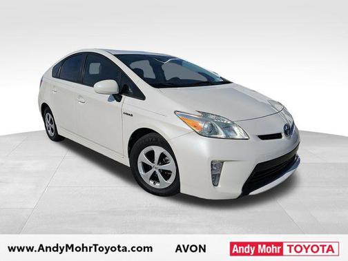 Blizzard Pearl 2014 Toyota Prius Two