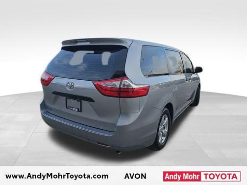 2017 Toyota Sienna SE