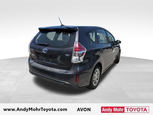 2015 Toyota Prius v Three