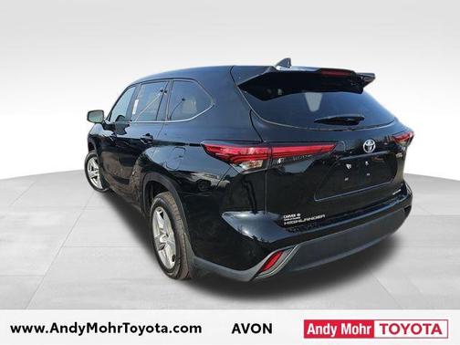 2023 Toyota Highlander LE I4