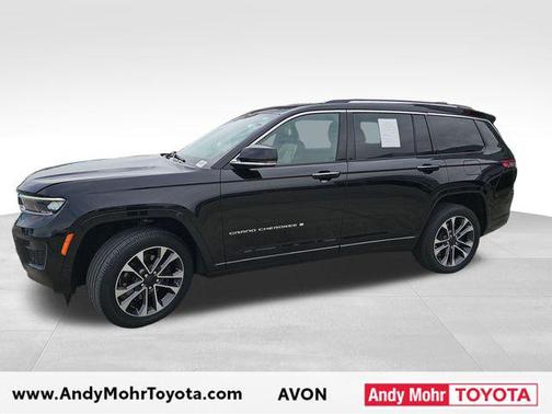 Diamond Black Crystal Pearlcoat 2021 Jeep Grand Cherokee L Overland