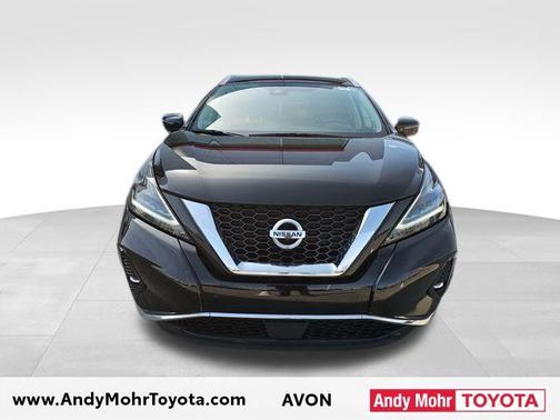 Magnetic Black Pearl 2022 Nissan Murano SL