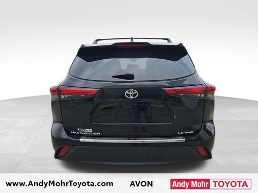 2023 Toyota Highlander LE I4
