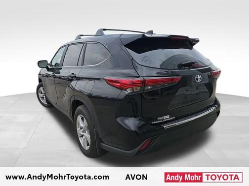 2023 Toyota Highlander LE I4