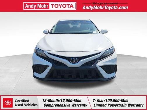 Ice Cap 2024 Toyota Camry SE