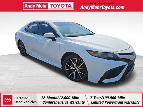 Ice Cap 2024 Toyota Camry SE