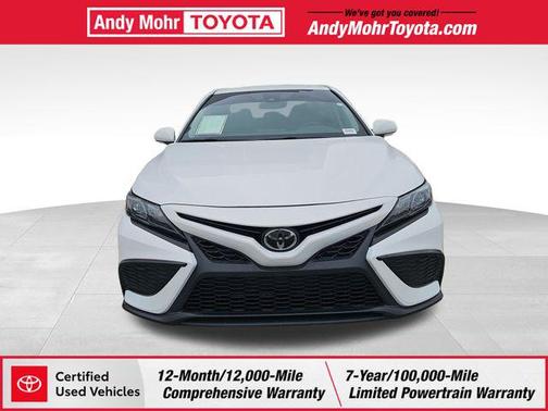 Ice Cap 2024 Toyota Camry SE