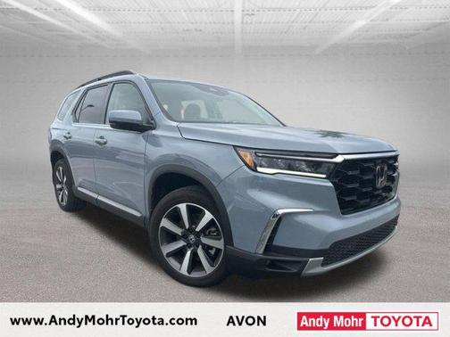 Sonic Gray Pearl 2025 Honda Pilot Touring 8-Passenger