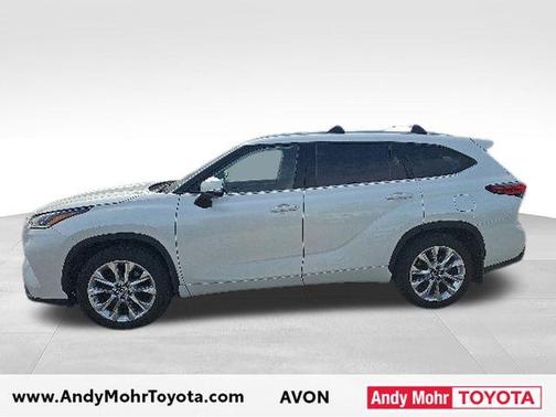 Wind Chill Pearl 2023 Toyota Highlander Limited