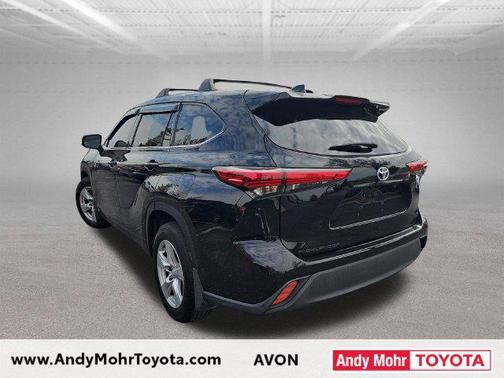 Midnight Black Metallic 2020 Toyota Highlander L